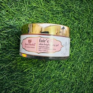 Just Herbes brightening cream