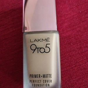 Lakme 9-5 Primer + Matte Foundation -neutral honey