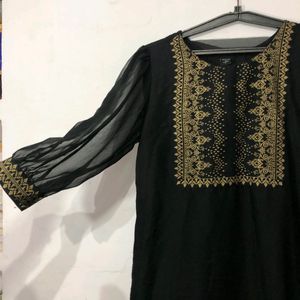 Black Net Sleeves Kurti With Beautiful Print