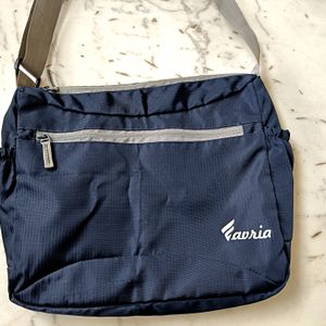 Unisex Messenger Bag