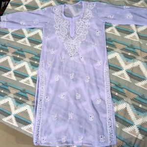 Chikankari kurti