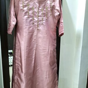 Pink Kurta Set with Embroidery (New)