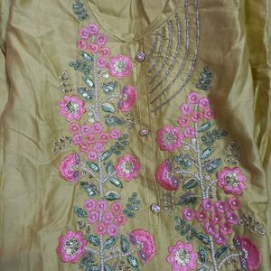 Unstiched Suit Material With Organza Dupatta