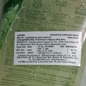 Jeju Aloe Fresh Soothing Foam Cleanser