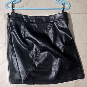 New Urbanic A-line Slit Leather Skirt