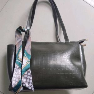 Women Stylish Hand Bag(green)