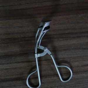 Eyelash Curler