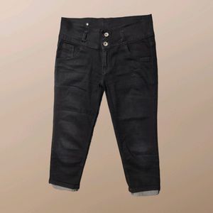 Black 3/4th Jeans With Silver Buttons