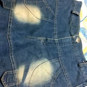 Knee Length Baggy Denim Pant