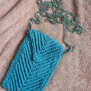 Crochet Mobile Pouch