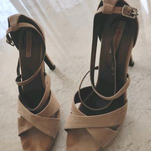 The Most Comfortable Pair Of Platform Heels