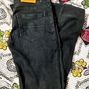 Check Out - Buy 2 Jeans