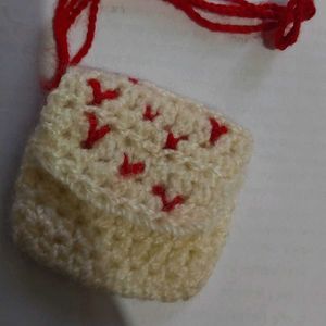 Hand Made Crochet Earpodes Bag