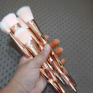 Makeup Brushes