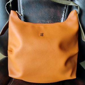 New Without Tag Baggit Hand Bag