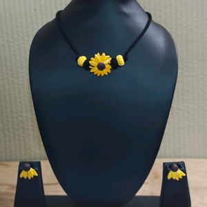 Brand New Clay Flower Necklace And Dangler Earring