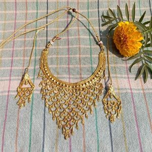 Golden New Necklace