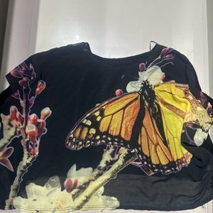 New Butterfly 🦋 Top For ladies