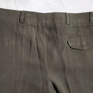 Olive Green Sequal Pleared Trousers