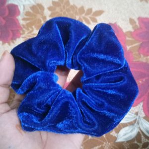 1 Piece Velvet Scrunchie