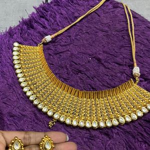 Royal Golden Maharani Necklace Set