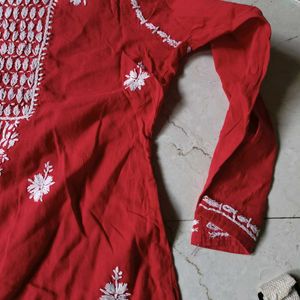 Red Kurti