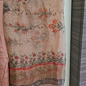 Peach Kurta With Pant And Printed Chiffon Dupatta