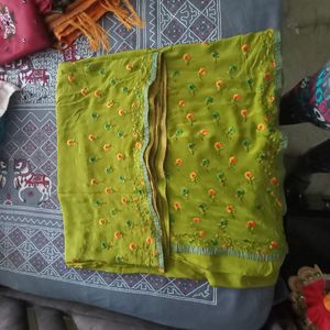 Pure Crepe Tota Green Colour Embroidery Saree