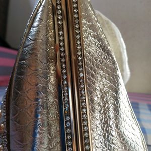 hand bag completely new ..not even used once