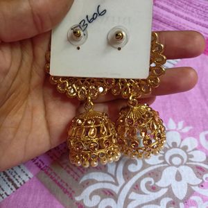 Women Earrings