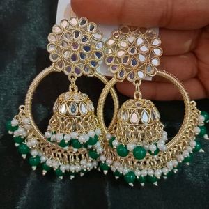 Hoop jhumka