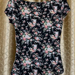 Shein Floral Fitted Top