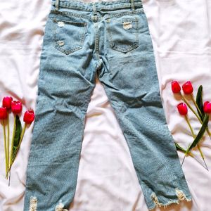 Trendy Distressed Jeans