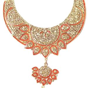 new Red Bridal wellery set with tag.... Trendy