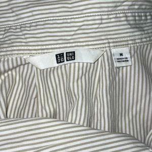 UNIQLO Stripped Shirt For Women’s ✨🩶