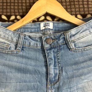 Rug And Rough Style Jeans For Women’s