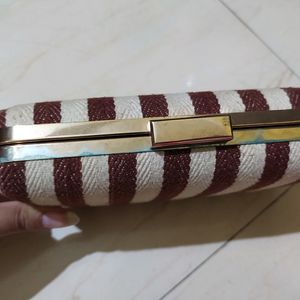 Jacquard Clutch