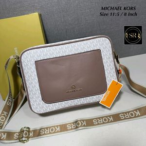 MK MAEVE CROSS BODY SLING BAG@SALE