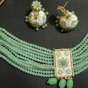 Beautiful Sea Green Necklace With Maang Tika