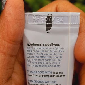 SEALED Sunscreen (Plum + Aqualogica )