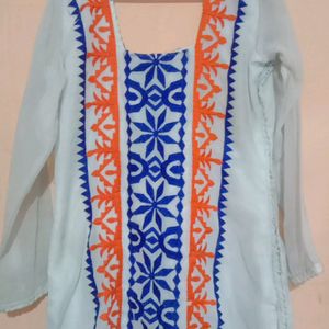 White Kurti