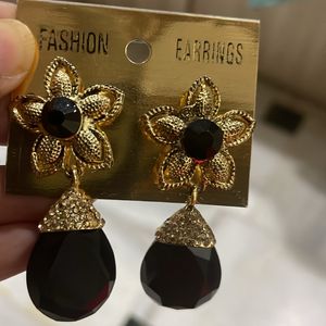 Black Golden Flower Earrings Hanging Blac Stone