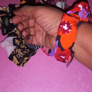 Scrunchies Pack Of 6