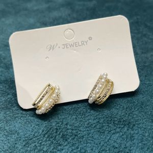 Korean C -Shaped Gold Plated Cuff Pearl Stud