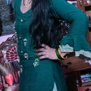 Beautiful 😍 Green Skirt Kurta