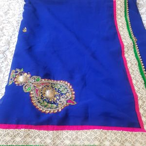 beautiful sarees with blouse pieces