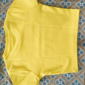 Newme asia yellow fitted crop top