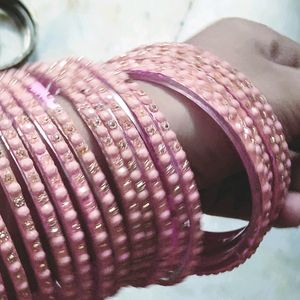 Beautiful Pink 🩷 Bangles