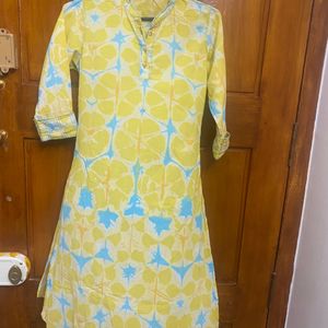 women kurta with pant