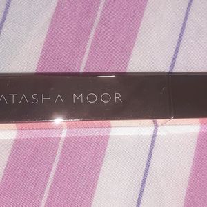 Luxury Natasha Moor Mascara 💗